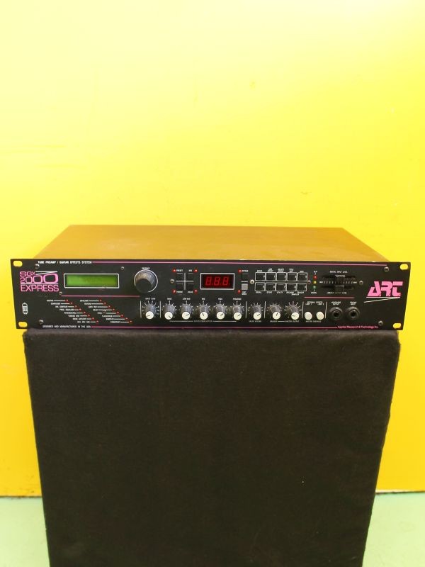 ART SGX2000 Express Tube Preamp & Guitar Effects System